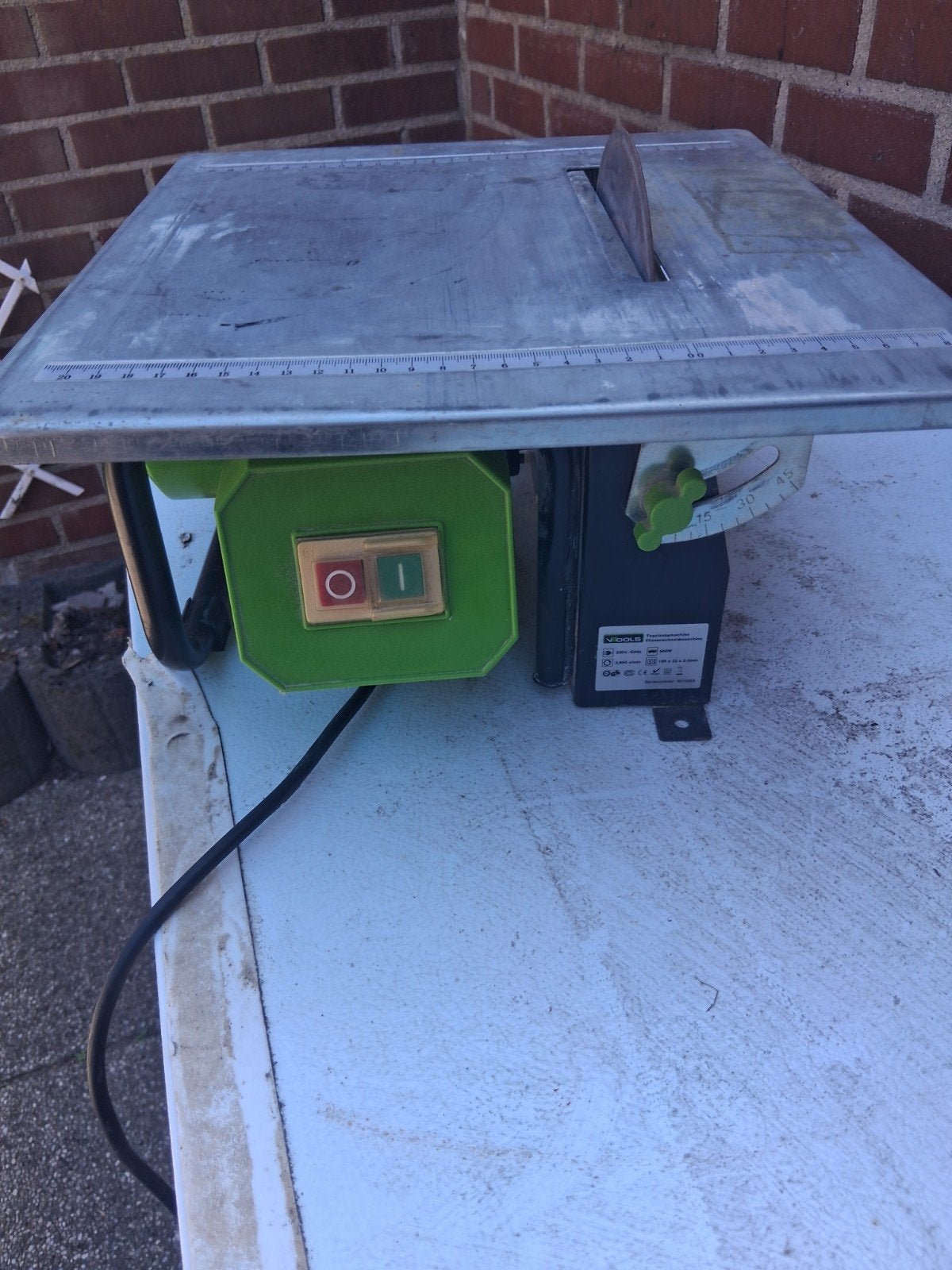 VTools Tegelzaagmachine 600W - Gebruikt, Gebruikt, VTools, Overige typen, 600 tot 1200 watt