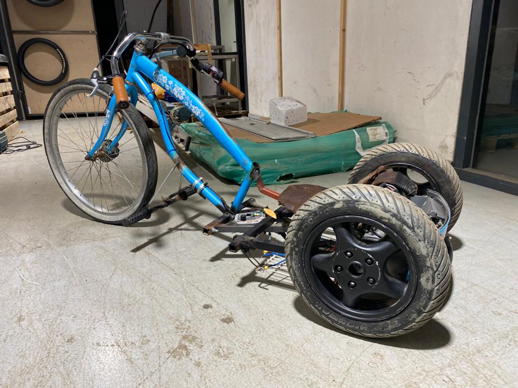 Trike custom elektrische, Fietsen en Brommers, Fietsen | Driewielfietsen, Ophalen, Gebruikt, 136 steel wheels, Velgrem
