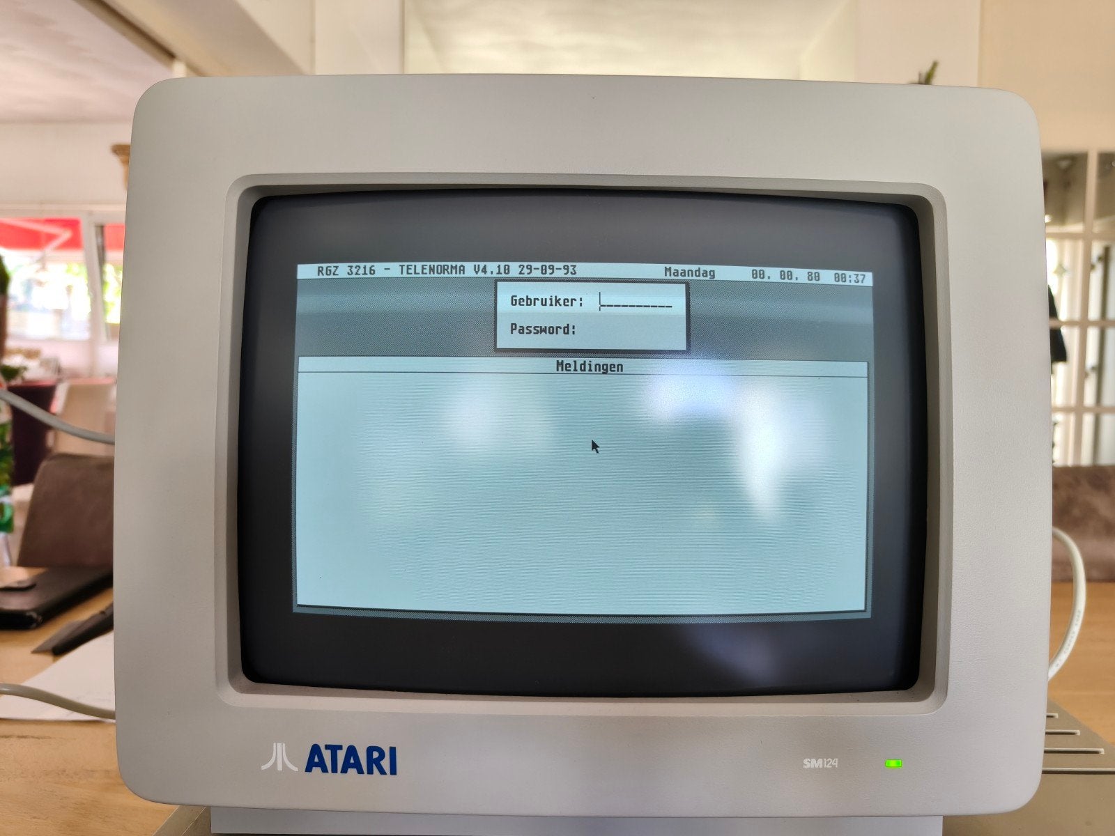 Atari Mega STE met SM124 monitor en Telenorma software, Ophalen of Verzenden, Atari