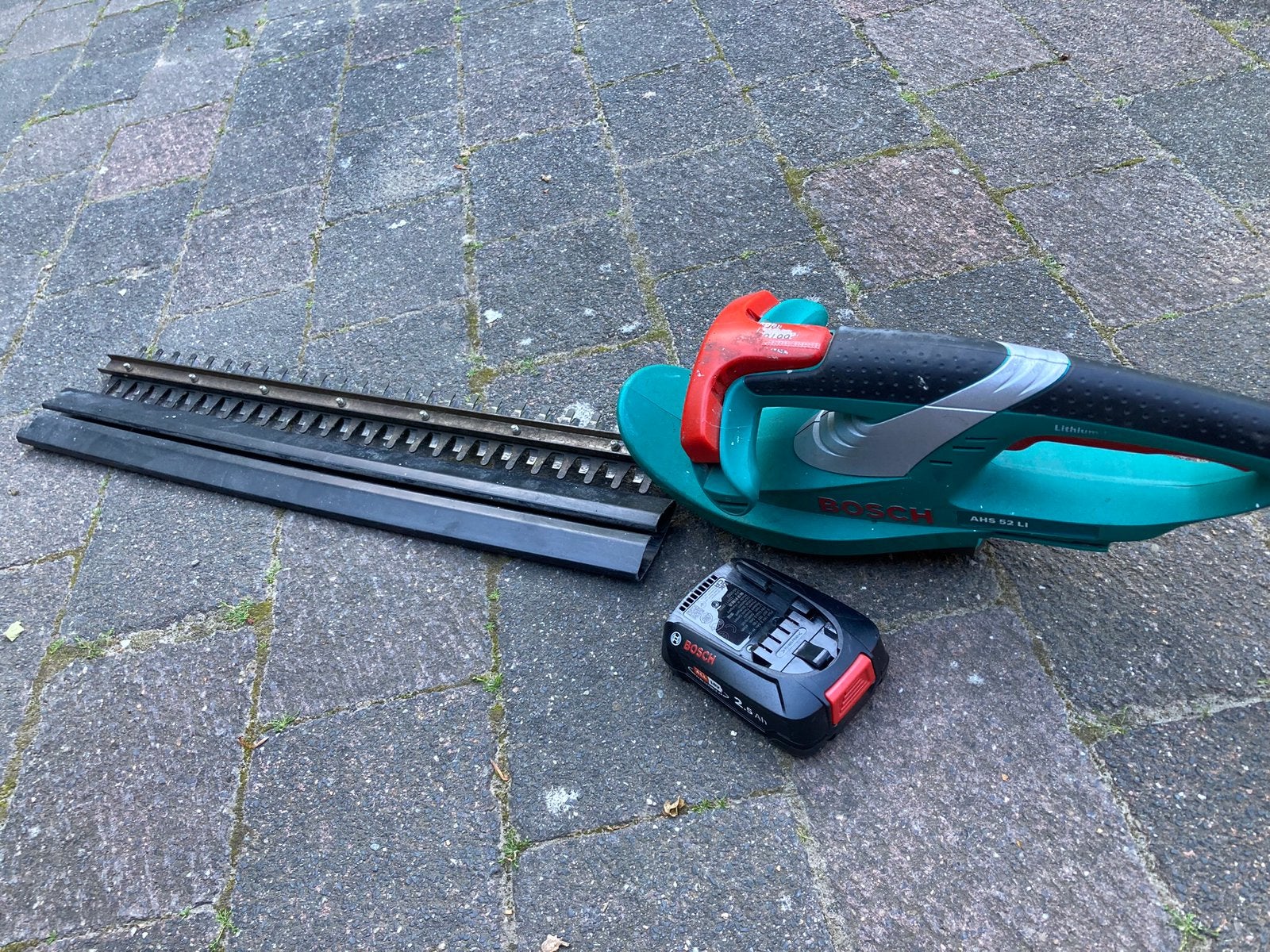 Bosch heggenschaar, Ophalen, Gebruikt, Accu