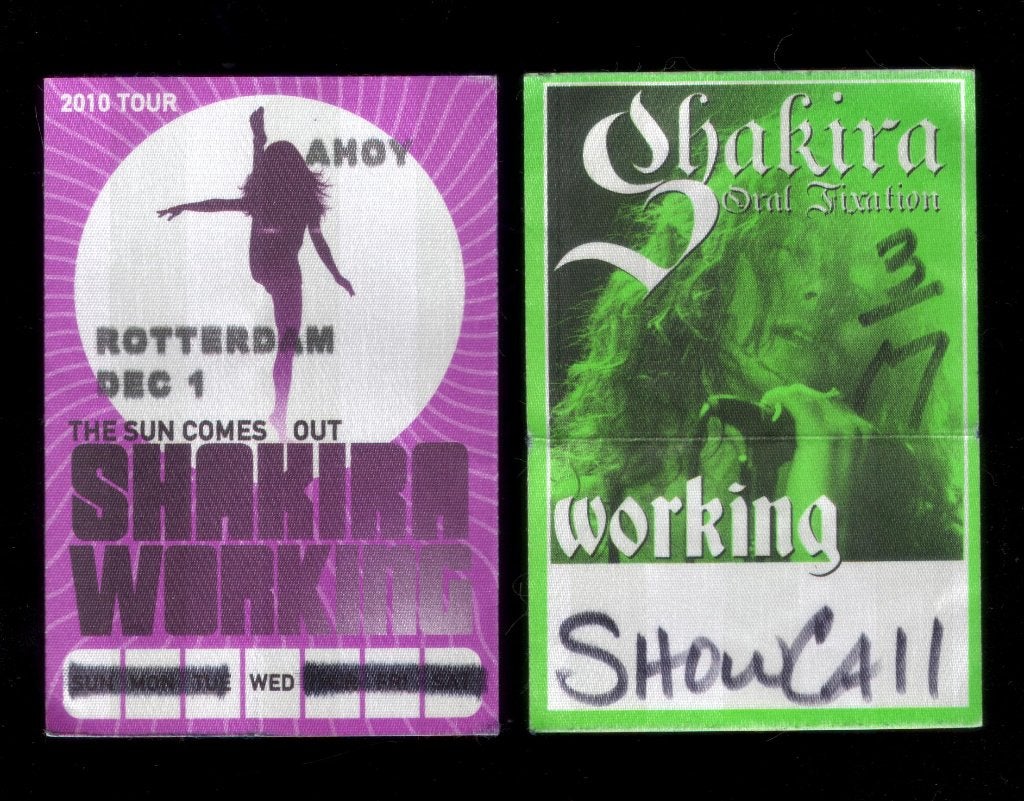 Shakira BACKSTAGE PASS set van 2 - Origineel !, Gebruikt, Verzenden, NvT, Foto of Kaart