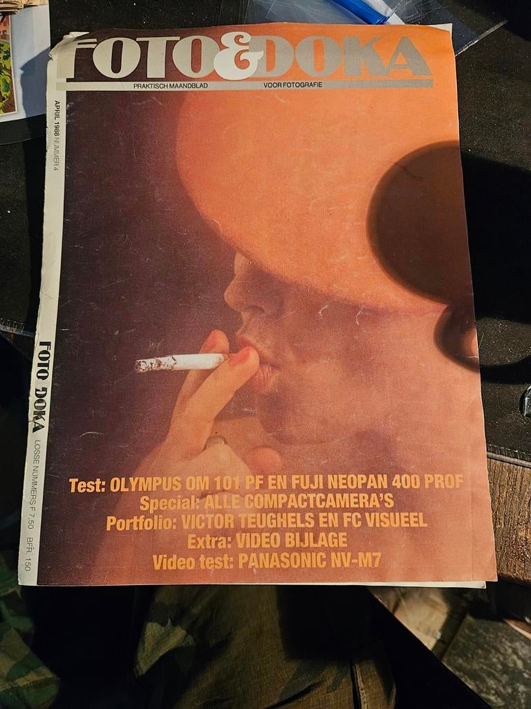Foto & Doka Magazine - April 1988 - Vintage Fotografie, Boeken, Ophalen of Verzenden, Gelezen, Overige typen