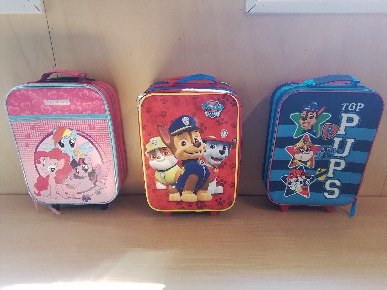 Kinderkoffertjes met wieltjes - Paw Patrol, My Little Pony, Gebruikt, 20 tot 30 cm, Ophalen of Verzenden, Roze