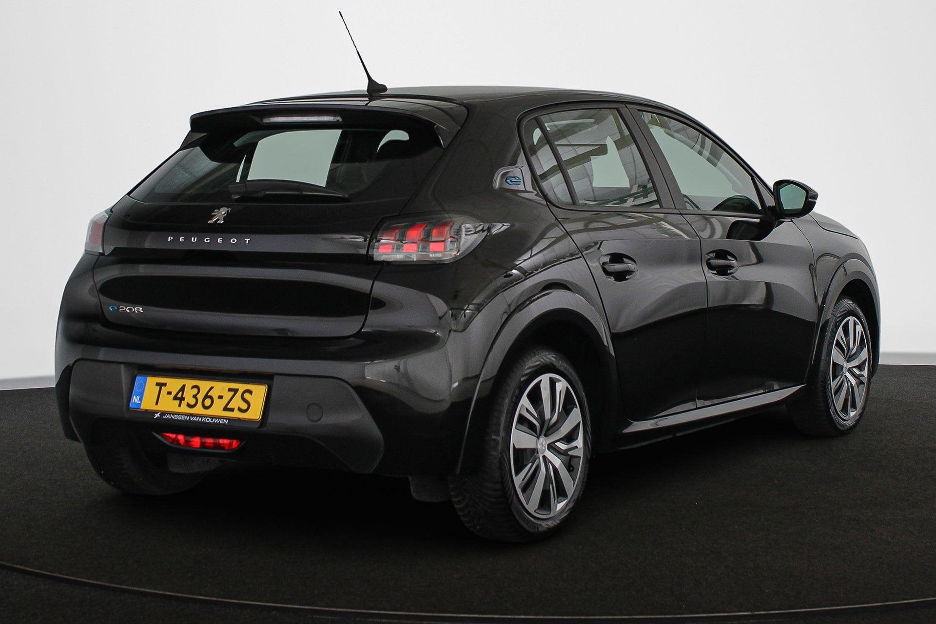 Peugeot e-208 EV Active 50 kWh Apple CarPlay Airco, Auto diversen, Automaat, Zwart, Elektrisch, Peugeot