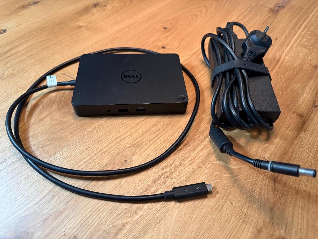 Te Koop : Dell docking station, Computers en Software, Dockingstations, Gebruikt, Docking station, Laptop, Ophalen of Verzenden