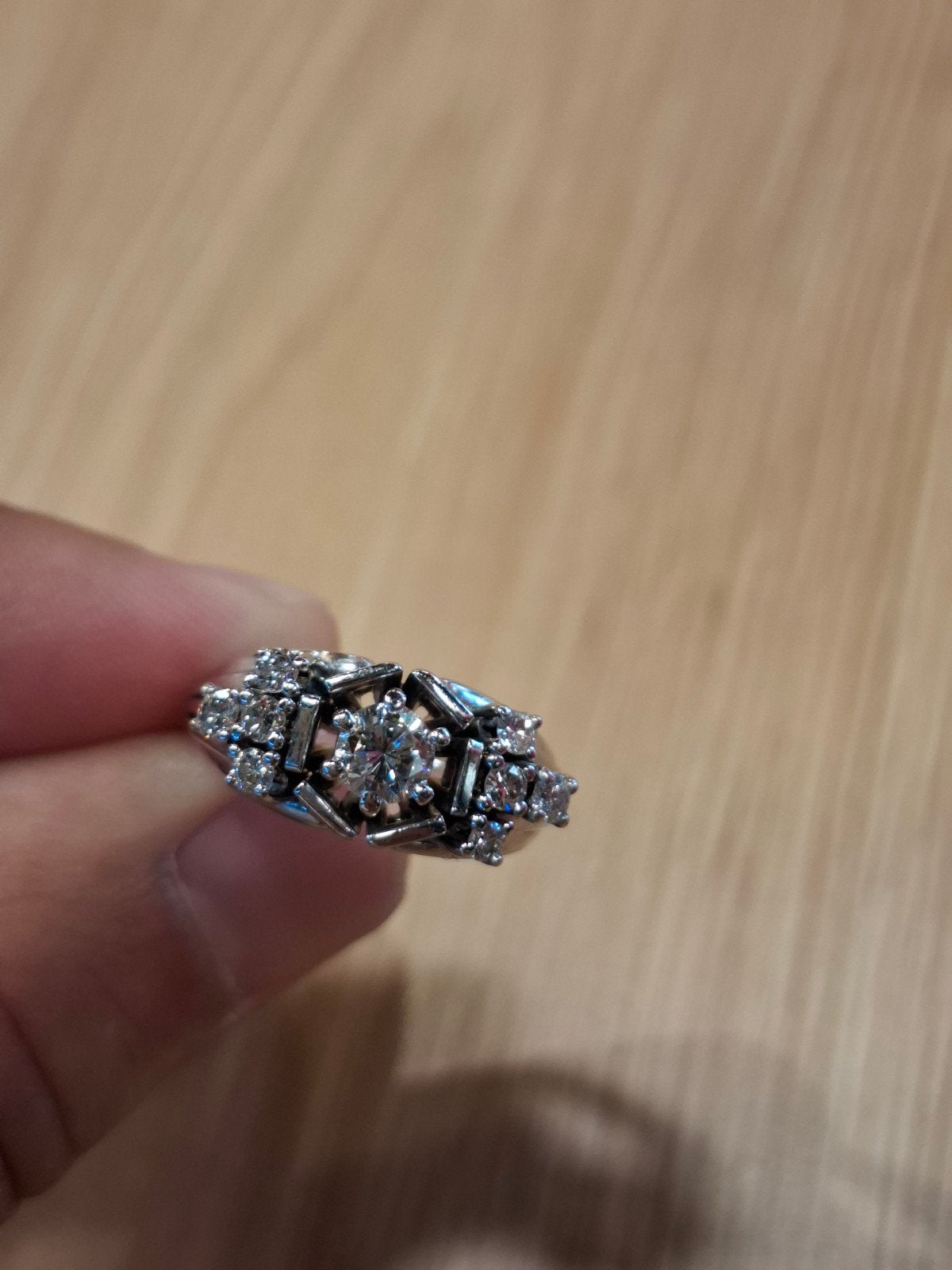 Super mooie gouden ring 0,85 CT. Natural briljant VS kleur G, Nieuw, Ophalen of Verzenden, 17 tot 18, Dame of Heer