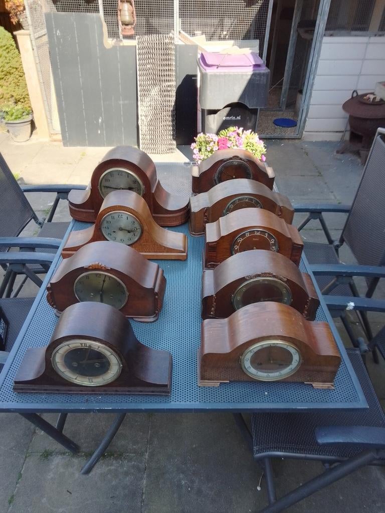 9 Schoorsteenklokken - Compleet met Sleutel en Goede Veren, Ophalen