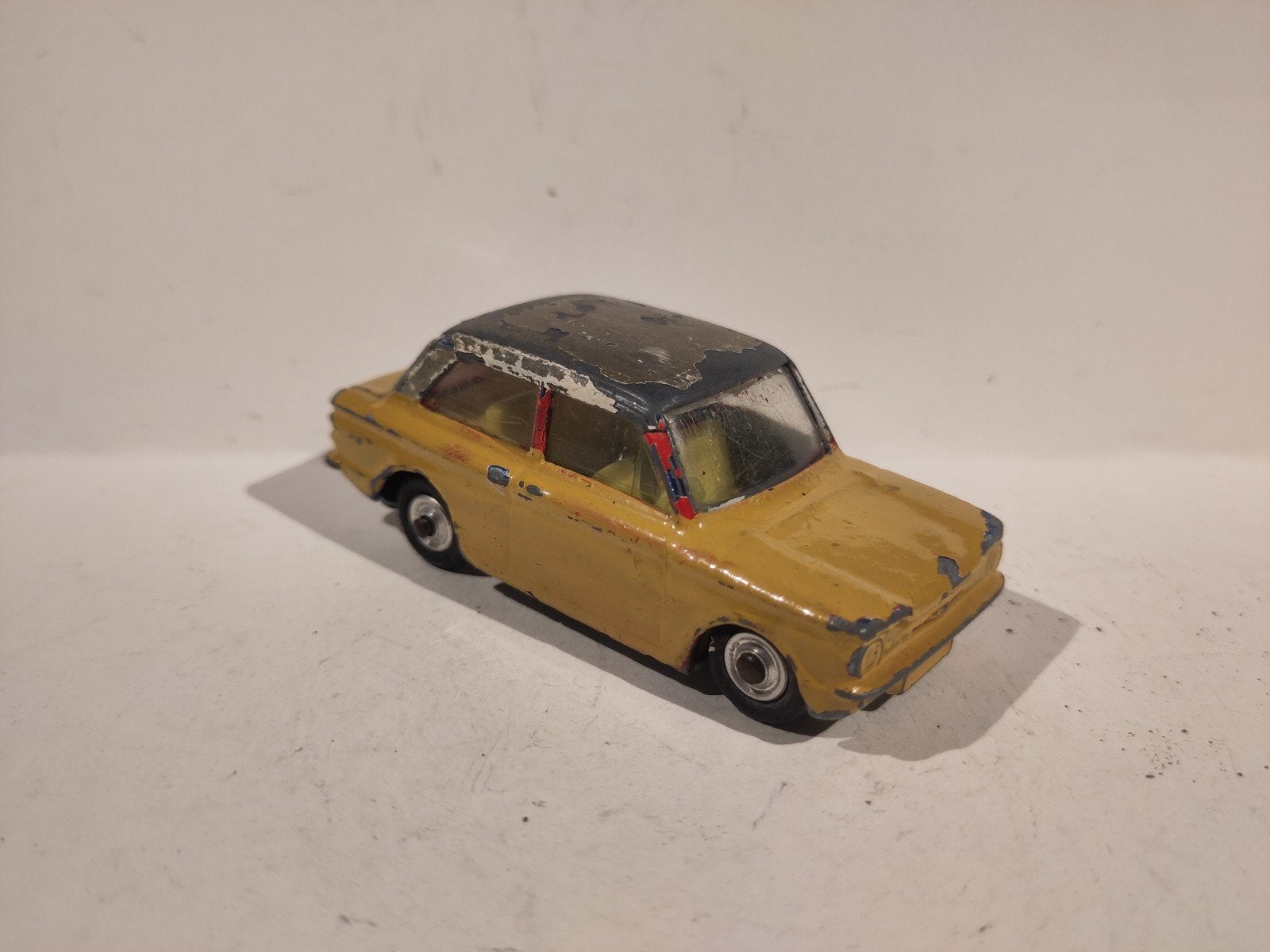 Corgi Toys No. 251 Hillman Imp, Ophalen of Verzenden, Gebruikt, Auto, Corgi
