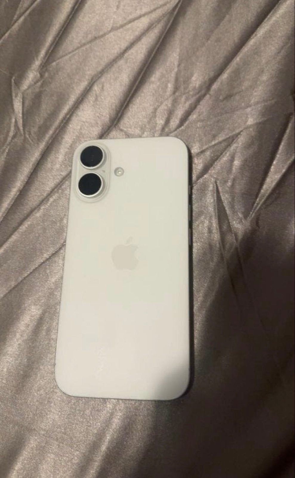 iPhone 16 Zo goed als nieuw ,batterij 100% origineel, 128 GB, Wit, Nieuw, Zonder simlock