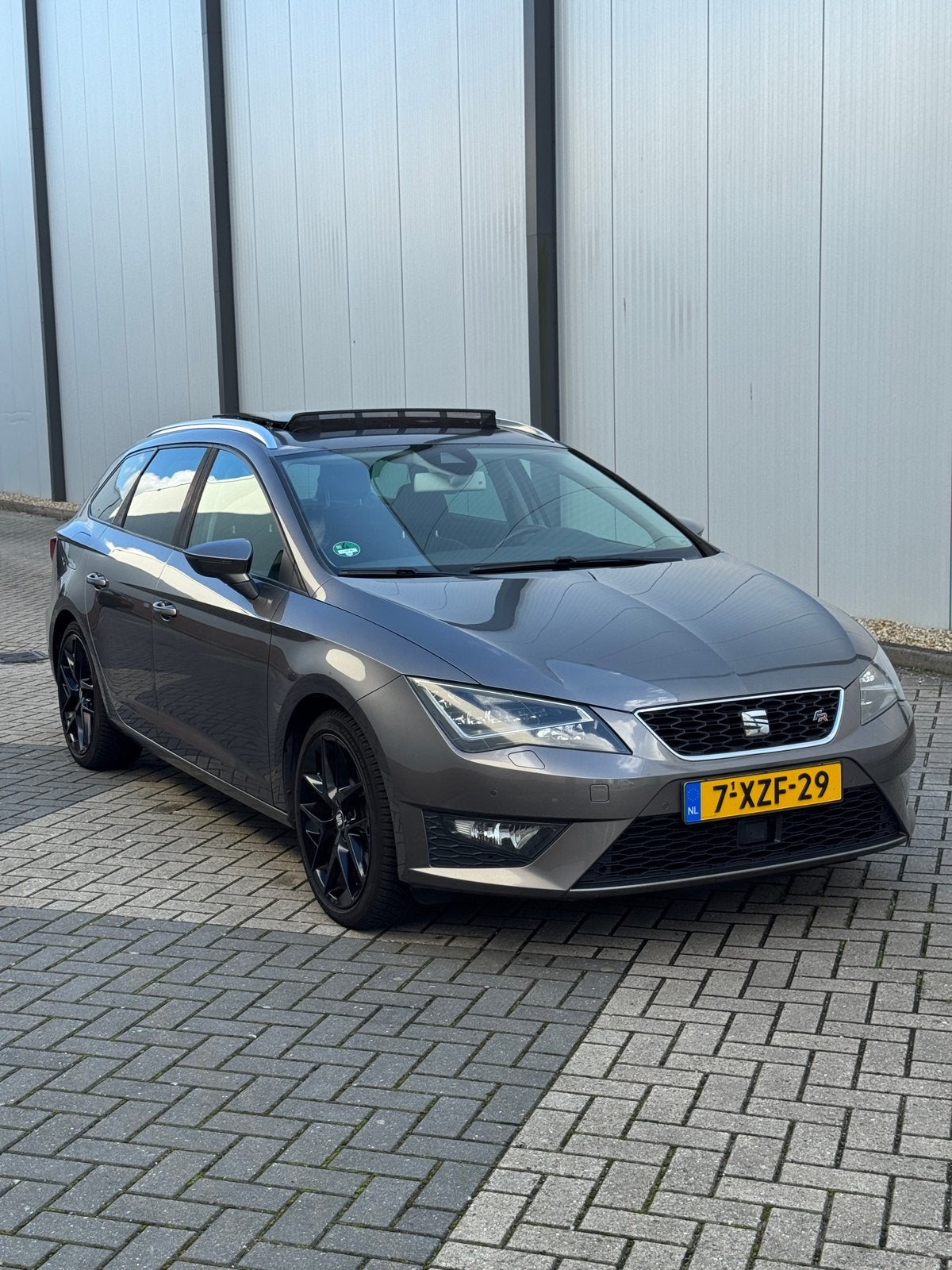 Seat Leon 1.4 TSI ACT 150pk 2014 Grijs, Euro 6, 4 cilinders, Leon, 1197 kg