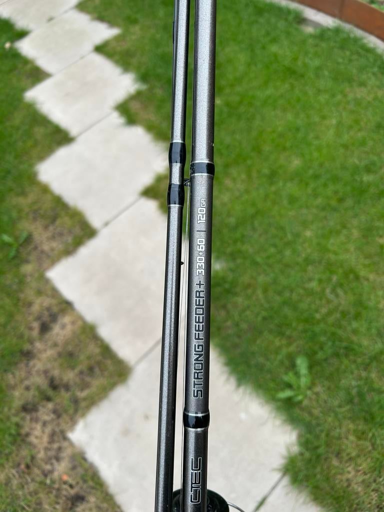 Strong feeder 330+60cm 120g & 4000 molen met 18/00 lijn, Ophalen of Verzenden, Zo goed als nieuw, Molen
