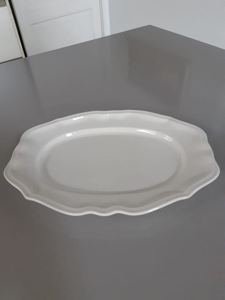 Ovale Serveerschaal 21,5 cm x 29 cm Villeroy en Boch Manoir, Ophalen of Verzenden, Overige stijlen, Porselein, Schaal of Schalen