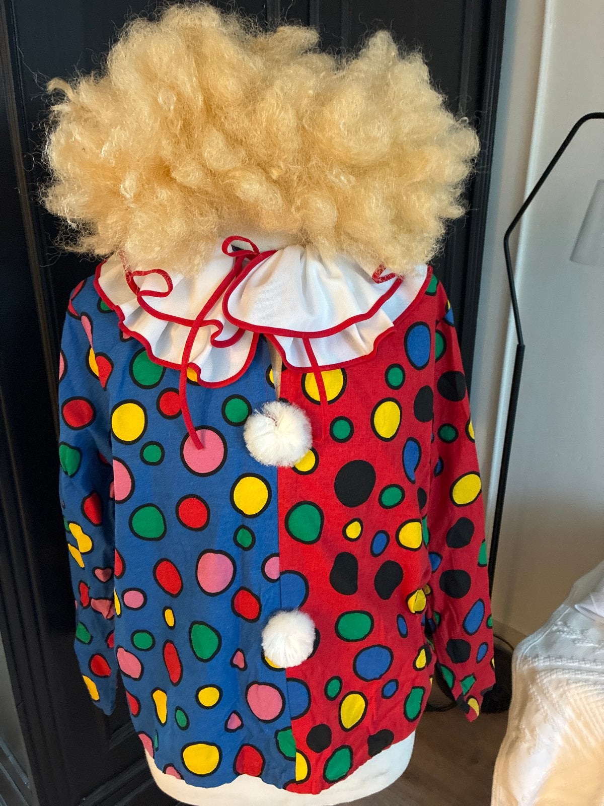 Halloween scream Clownspak met pruik maat 40, Kleding | Dames, Ophalen of Verzenden, Gedragen, Maat 38/40 (M), Carnaval