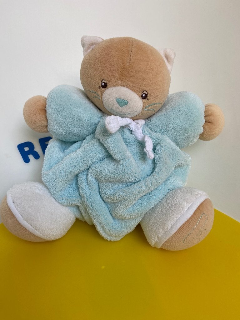 K1770 Kaloo poes licht blauw, Kinderen en Baby's, Speelgoed | Knuffels en Pluche, Ophalen of Verzenden, Overige typen
