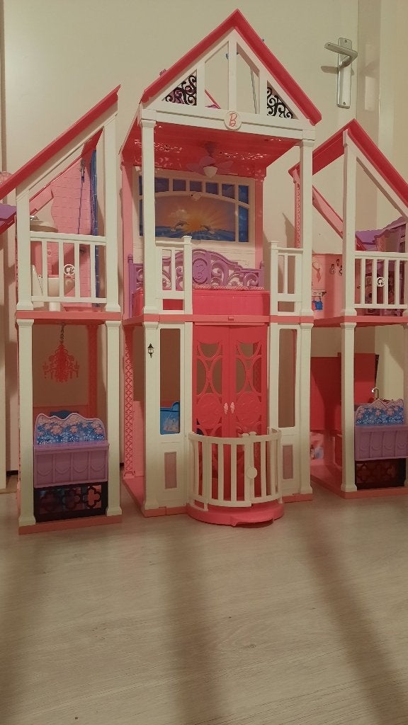 Barbiehuis incl. accessoires, Ophalen of Verzenden, Gebruikt, Poppenhuis