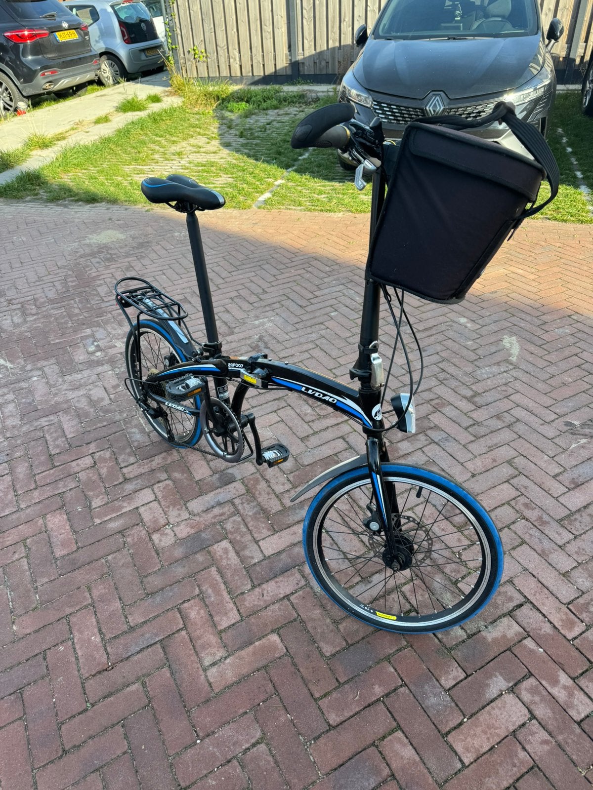 Vouwfiets 8Versnelling 20Inch Schijfremmen Bıjna Nieuw!, Fietsen en Brommers, Ophalen, Zo goed als nieuw, 20 inch of meer, Versnellingen