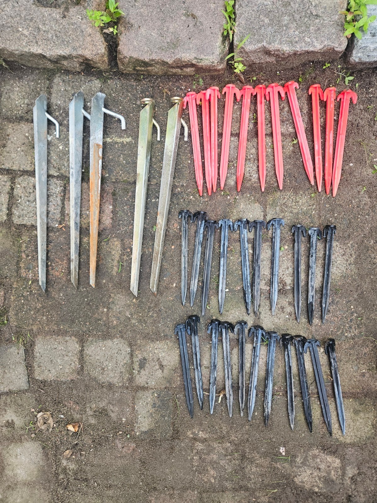 Diverse partij tentharingen en grondpennen, Ophalen of Verzenden