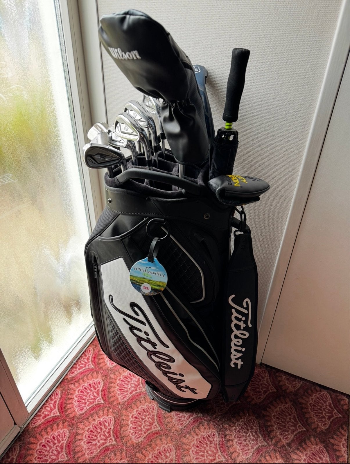 Complete Golfset met Titleist Tas en Wilson D7 Forged ijzers, Sport en Fitness, Golf, Ophalen, Zo goed als nieuw, Set, Overige merken