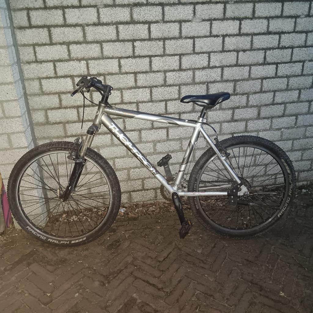Thompson Mountainbike - Zilverkleurig met Shimano V-Brakes, Overige merken, Gebruikt, Hardtail, Heren