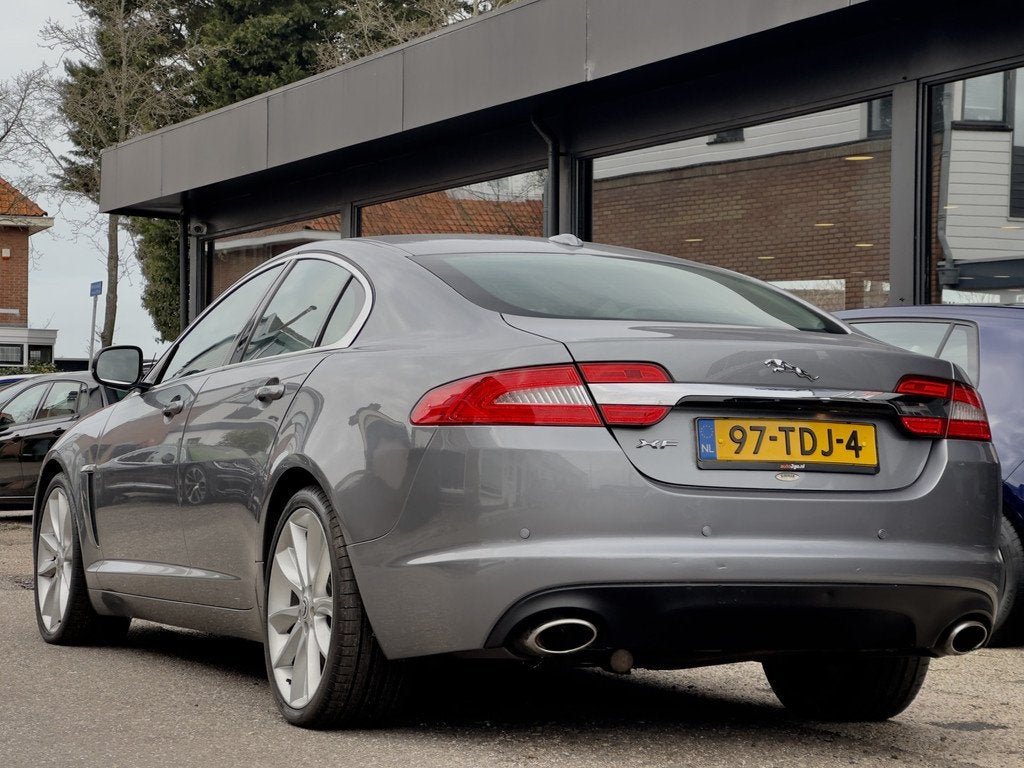 Jaguar XF 3.0D AUTOM VOL LEDER NAVI LED 20 INCH-LMV PDC ETC, Auto's, Jaguar, Automaat, Euro 5, Achterwielaandrijving, Gebruikt
