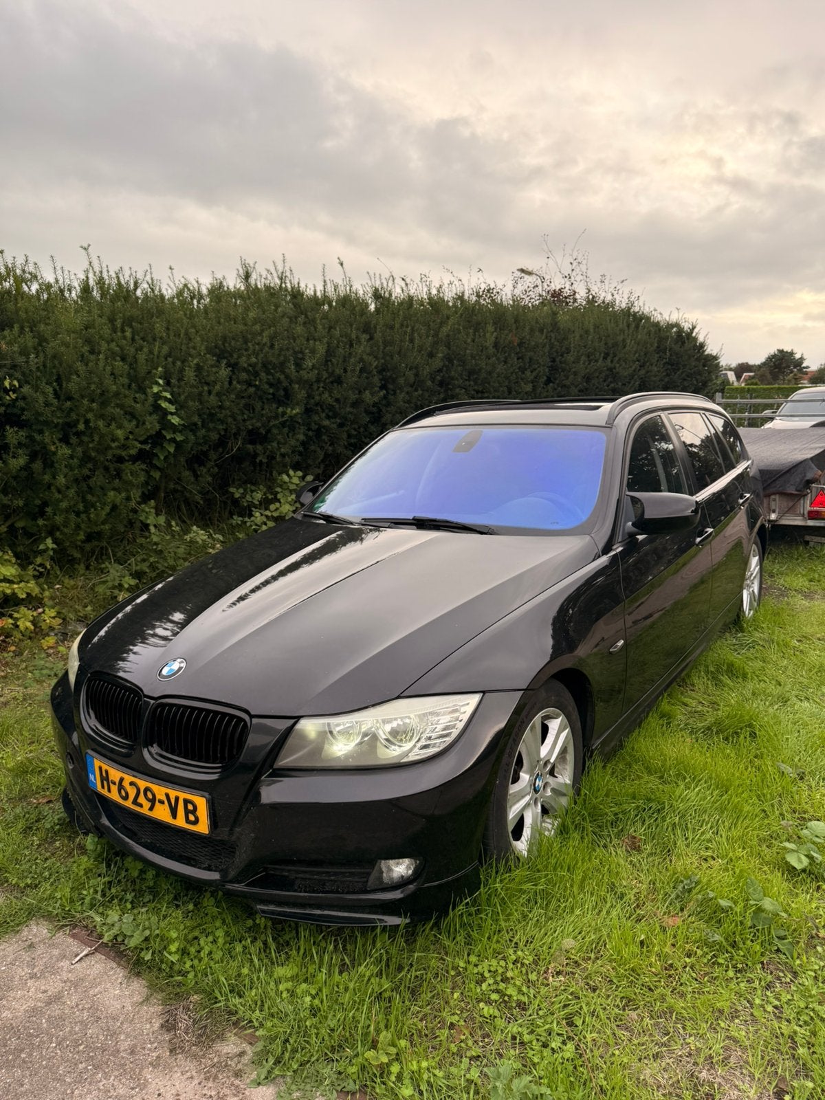 BMW 3-Serie 2.0 318 I Touring 2009 PANO Zwart MOTOR DEFECT, Auto's, Achterwielaandrijving, Zwart, Handgeschakeld, Particulier