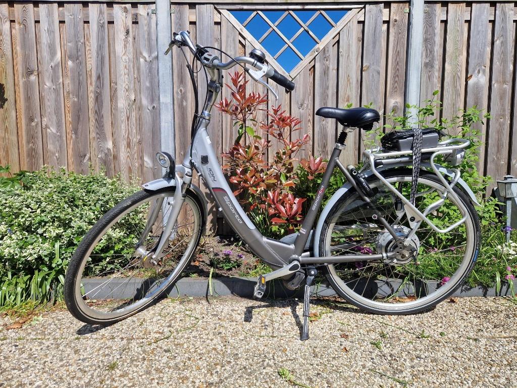 Sparta ion m-gear met oplader in nette staat, Ophalen, Minder dan 30 km per accu, Sparta, Gebruikt