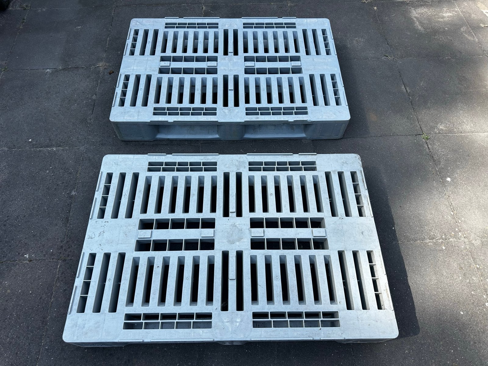 2x Euro H1 Kunststof Pallets - 120x80x16 cm, Ophalen, Gebruikt, 100 cm of meer, 60 cm of meer