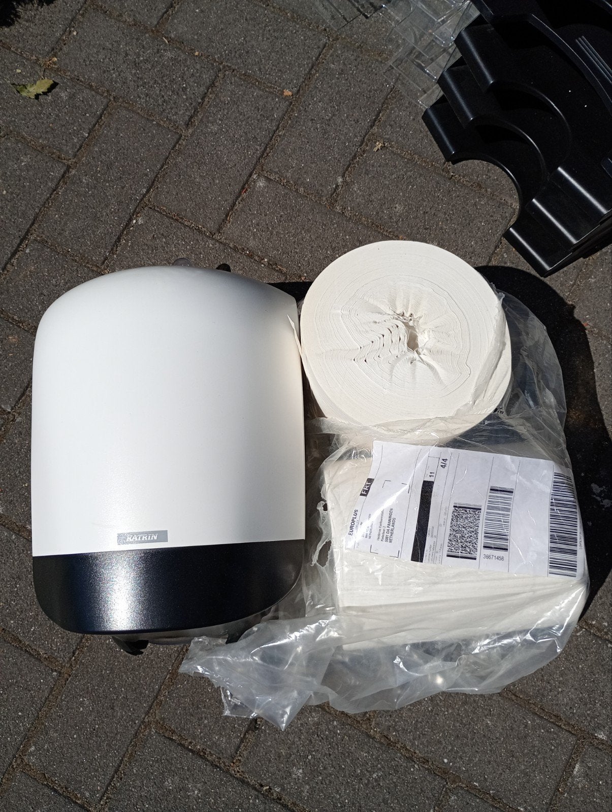 papierrolhouder met 2 rollen papier, Ophalen, Zo goed als nieuw