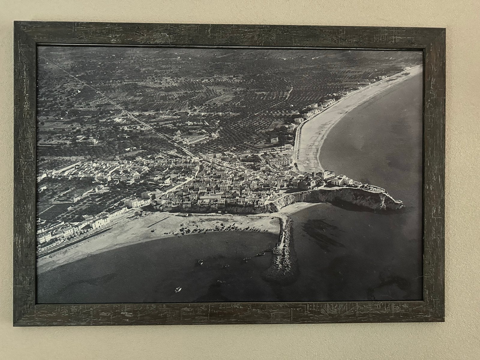Benidorm: 1960 en 2000 - Ingelijste Foto's linnen (102x71cm), Ophalen, Foto of Poster