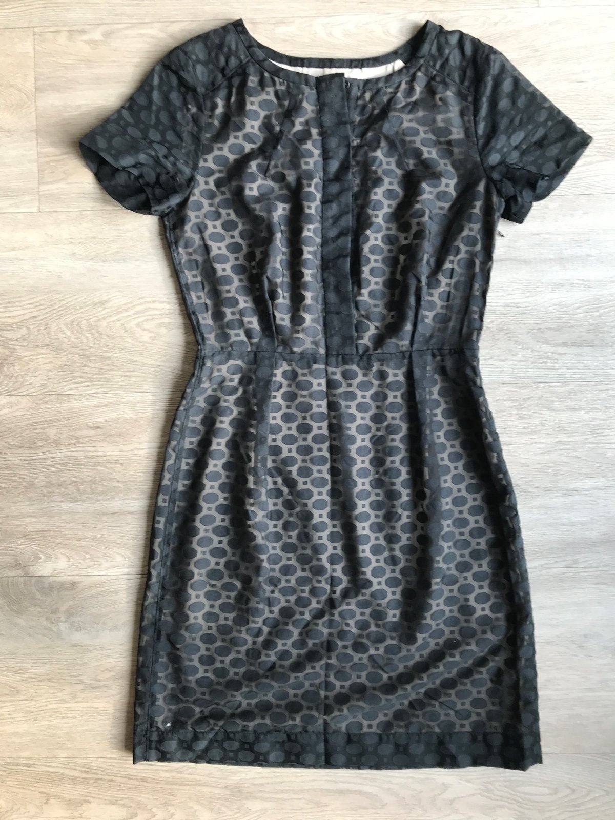 InWear coctail jurk zwart voile hexagon patroon maat 34, Zwart, Ophalen of Verzenden, Zo goed als nieuw, Maat 34 (XS) of kleiner