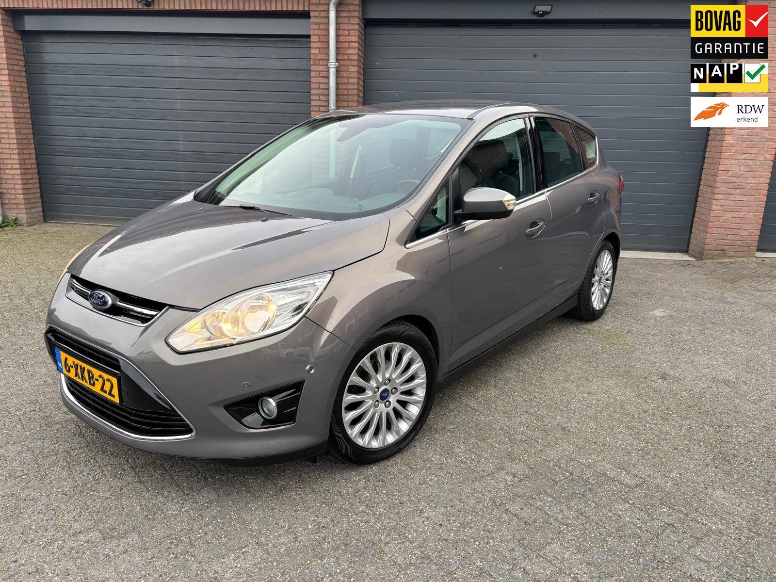Ford C-Max 1.0 Edition Plus|Motorrevisie en compl nieuwe Dis, Auto's, Euro 5, Gebruikt, Parkeerassistent, Bruin
