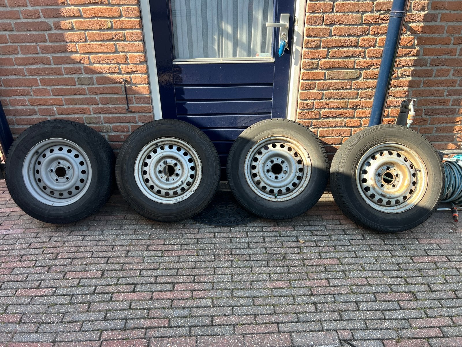 4 x Aanhangwagen banden & velgen (195/ 70 R15C) 5 x 112 ET30, Auto diversen, Aanhangwagen-onderdelen, Ophalen, Gebruikt