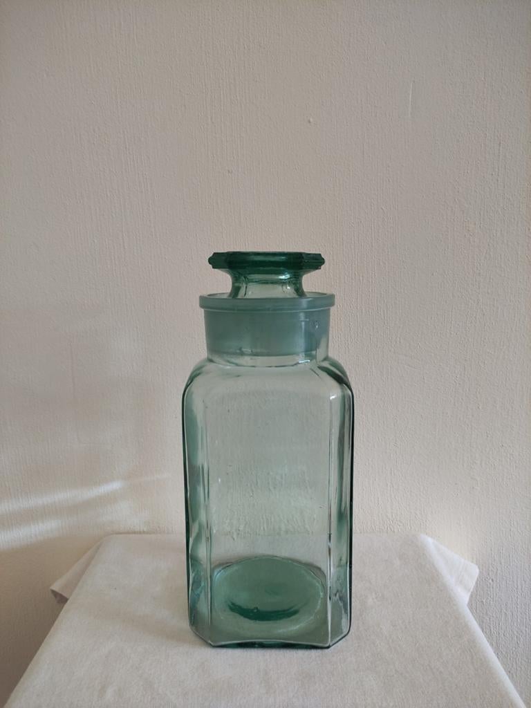 Antieke unieke glazen apothekerspot turquoise met stolp., Ophalen of Verzenden, Gebruikt, Glas, Brocante