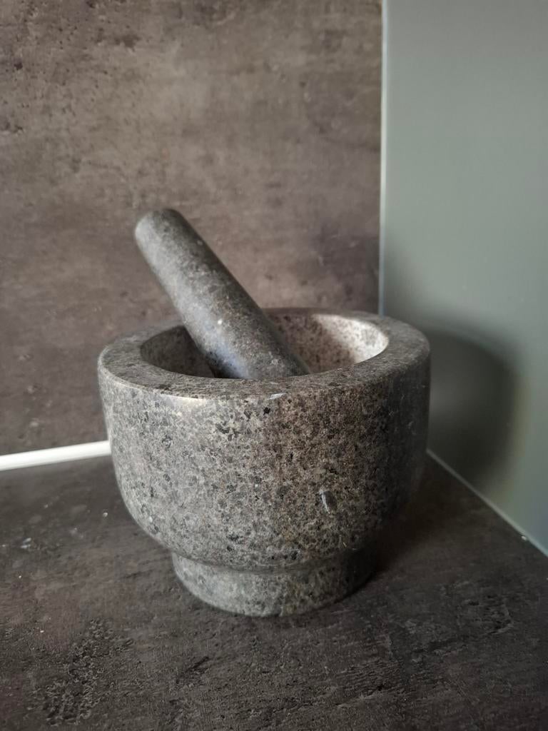 Jamie Oliver granieten vijzel - Nieuw, 20 cm diameter, Overige typen, Nieuw, Ophalen of Verzenden, Steen/keramiek