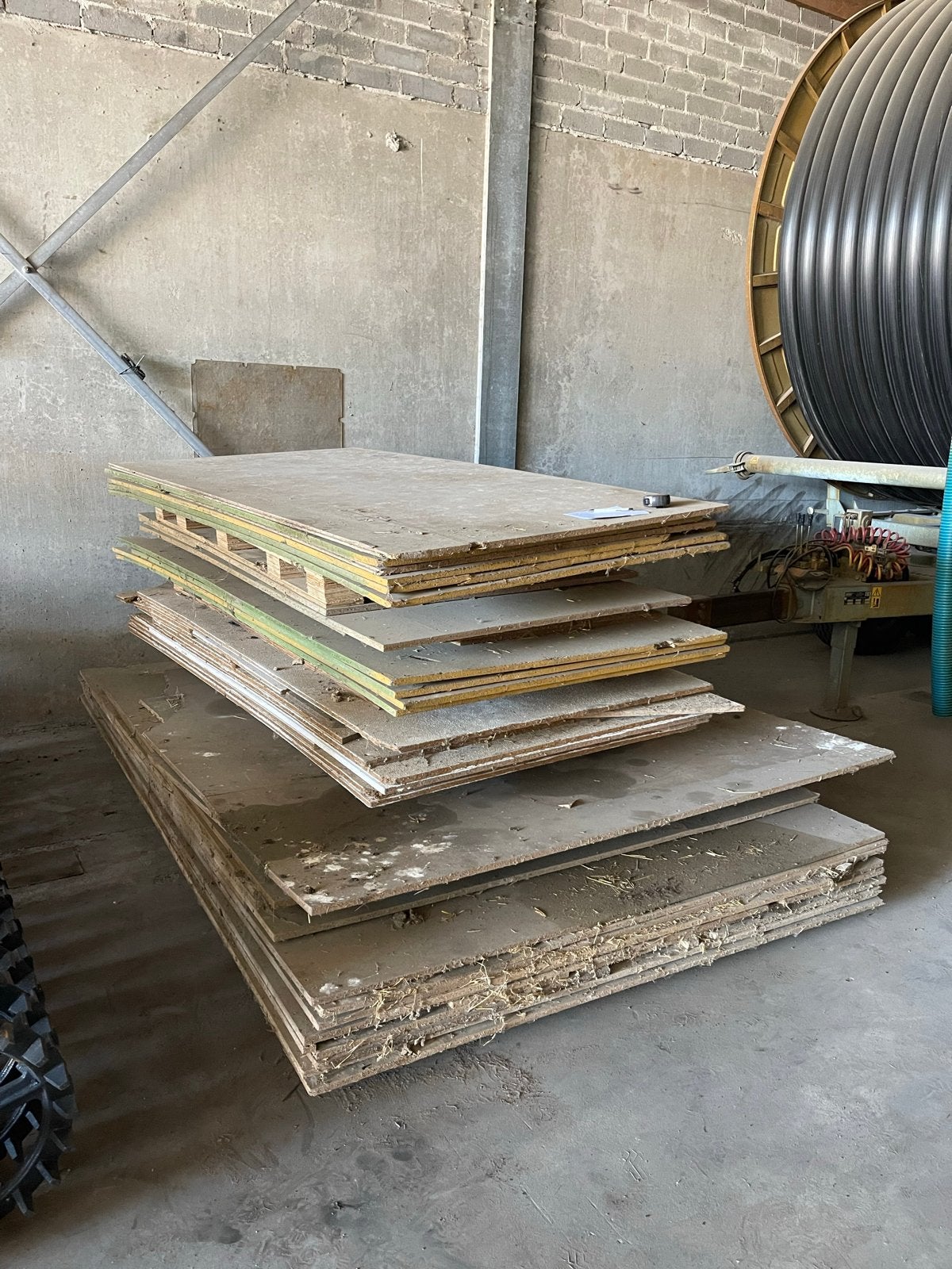 verlijmde spaanplaten, Doe-het-zelf en Verbouw, Ophalen, Gebruikt, Overige materialen, 20 tot 50 mm