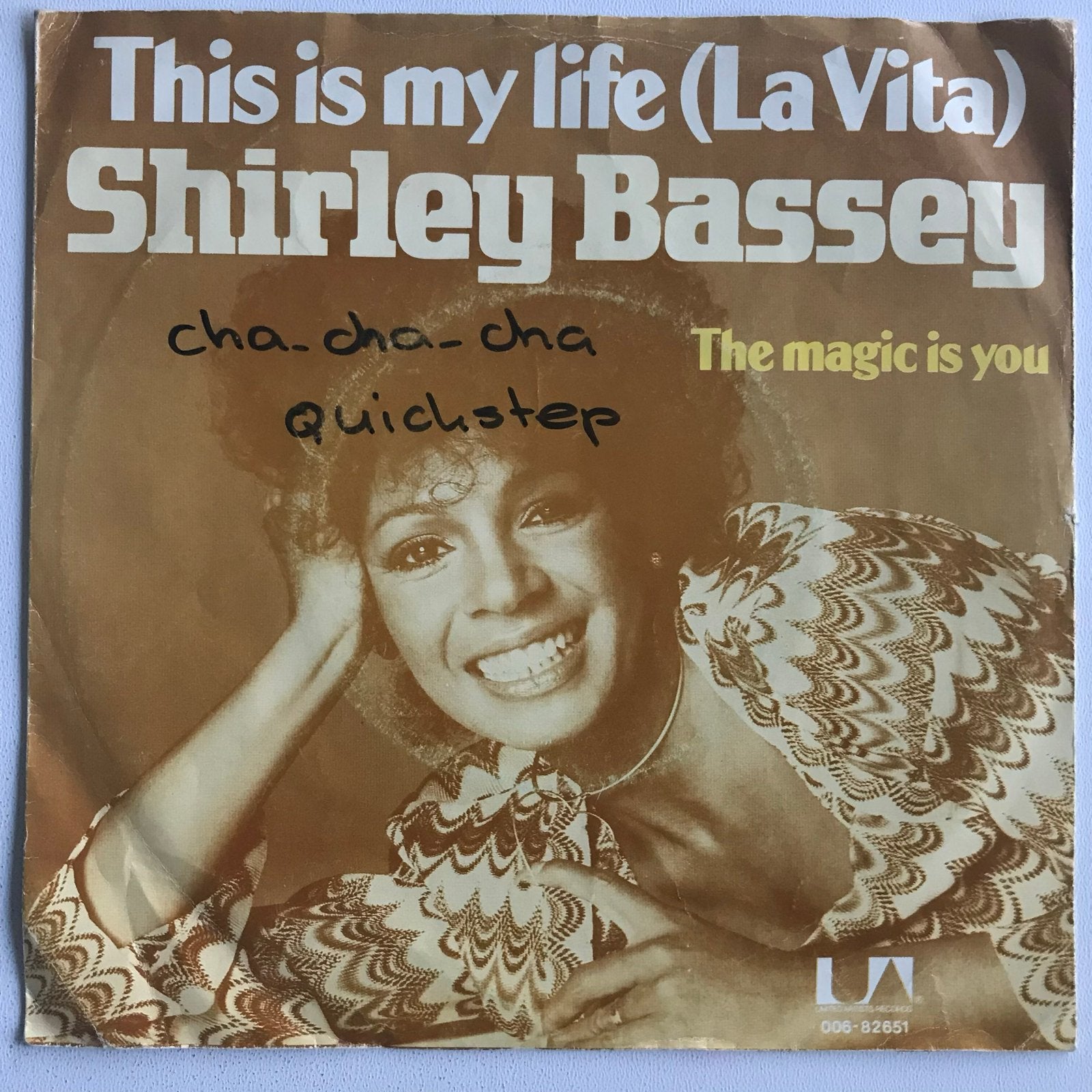 Shirley Bassey - This Is My Life (La Vita) 7 inch vinyl, Gebruikt, Originele persing, 7 inch, Ophalen of Verzenden