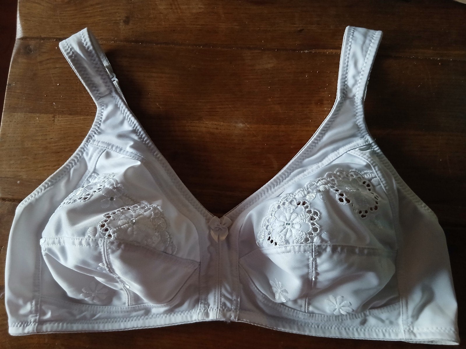 Mooie witte bh, Ophalen of Verzenden, Wit, BH