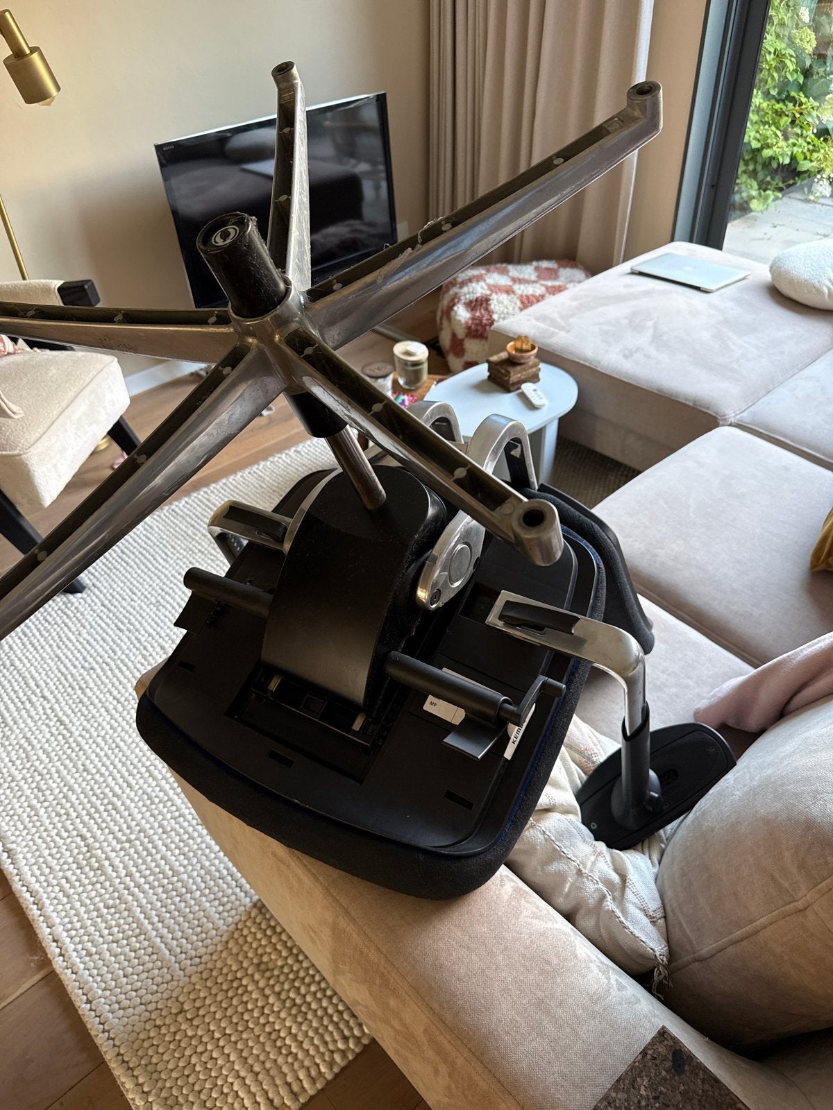 gratis: Kembo M9 Bureaustoel - Comfortabel en Ergonomisch, Ophalen, Gebruikt, Zwart, Bureaustoel