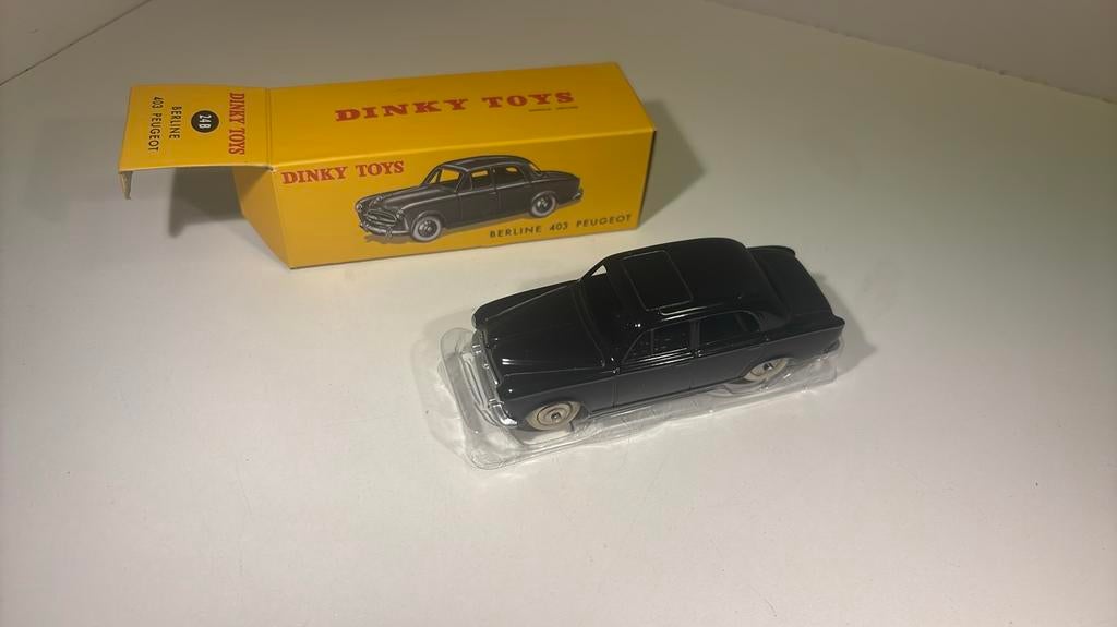 Peugeot 403 berline dinky toys atlas 1.43, Hobby en Vrije tijd, Modelauto's | 1:43, Auto, Dinky Toys, Ophalen of Verzenden, A