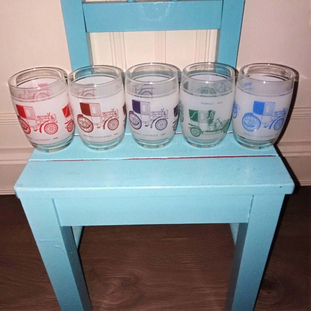 Vintage limonadeglaasjes oldtimer Renault 1914 5 stuks, Huis en Inrichting, Ophalen, Glas of Glazen, Gebruikt, Glas