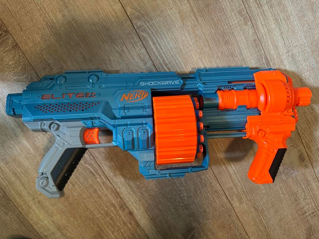 Nerf elite 2.0 met 14 gratis pijlen, Ophalen of Verzenden, Zo goed als nieuw