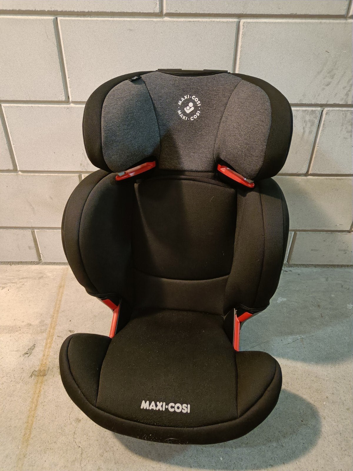 Maxi-Cosi RodiFix autostoel 15-36 kg, Ophalen, Verstelbare rugleuning, Gebruikt, 15 t/m 36 kg