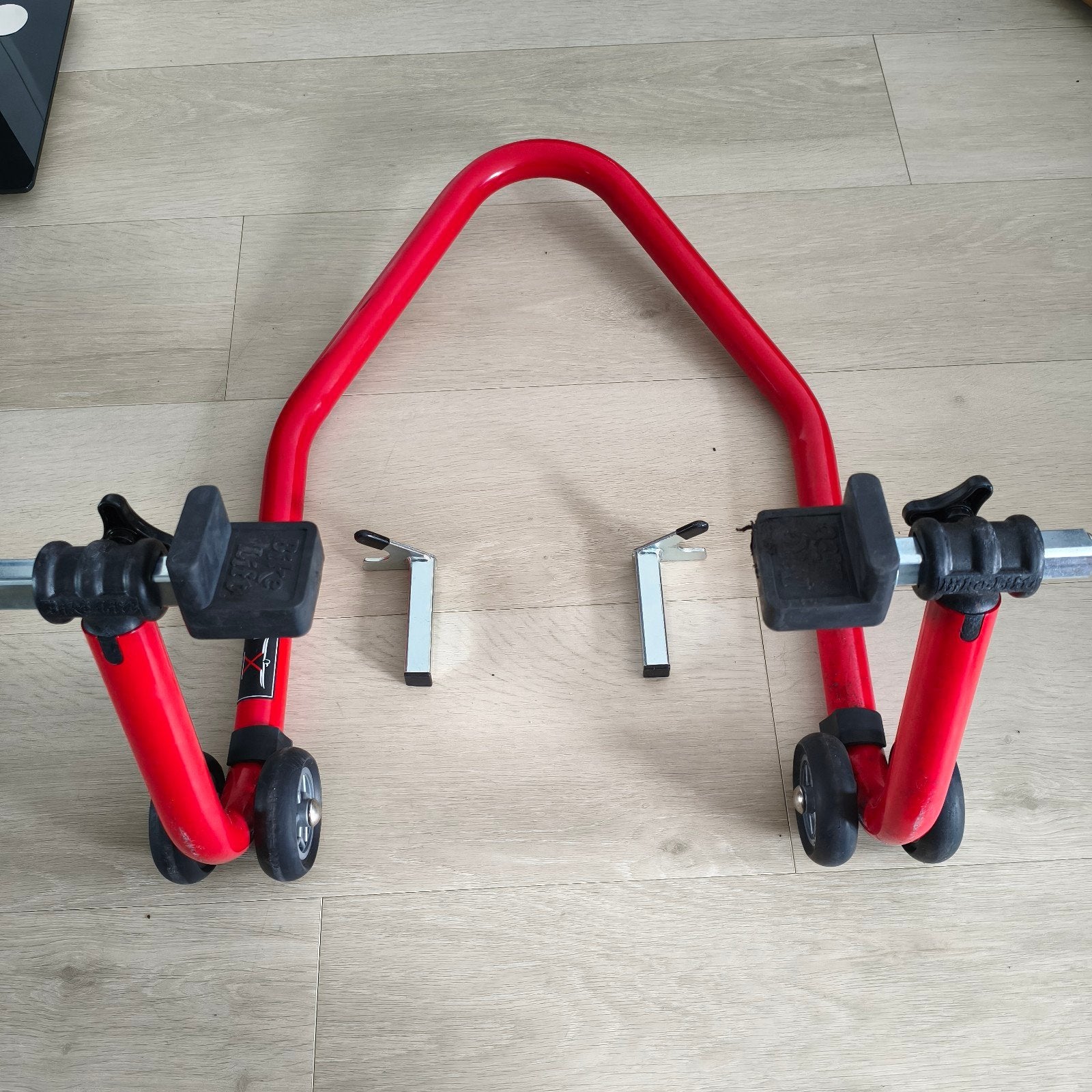 Universele Motorfiets Paddockstand - Rood, Ophalen, Gebruikt