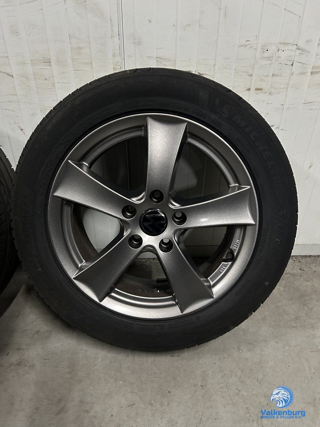 6mm! VAG VW Golf Caddy Audi A3 Leon 16 inch antraciet velgen, Auto-onderdelen, Gebruikt, -, Banden en Velgen, Zomerbanden