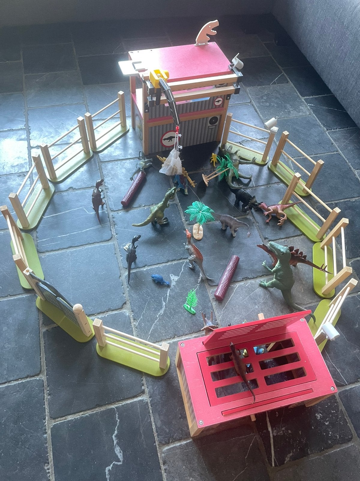 Houten dinoland, Ophalen of Verzenden, Gebruikt