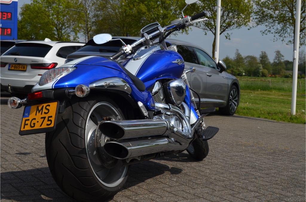 Suzuki M 1800 R Intruder Zeer nette Chopper uit 2007 met sle, Motoren, 1783 cc, Meer dan 35 kW, Auto Walinga Heerenveen B.V., De Kuinder 8a
8444DC  HEERENVEEN, NL