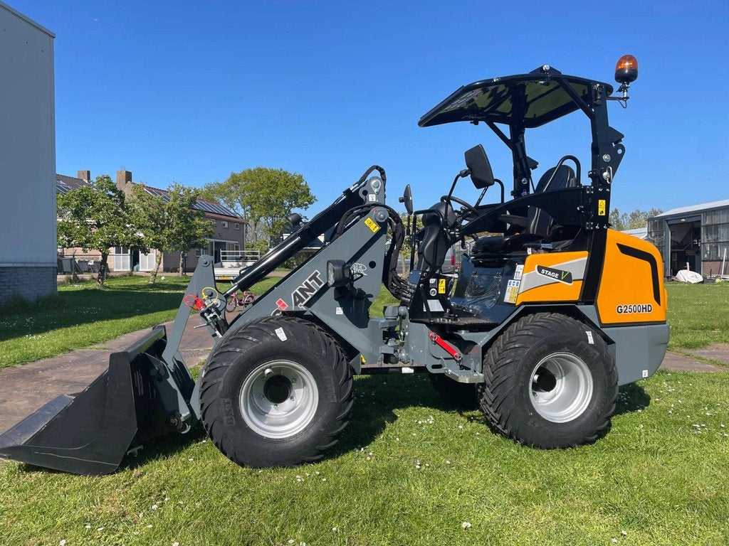 Giant G2500HD kniklader Nieuw! (bj 2026), Zakelijke goederen, Machines en Bouw | Kranen en Graafmachines, Tobroco, Info@tobroco.com