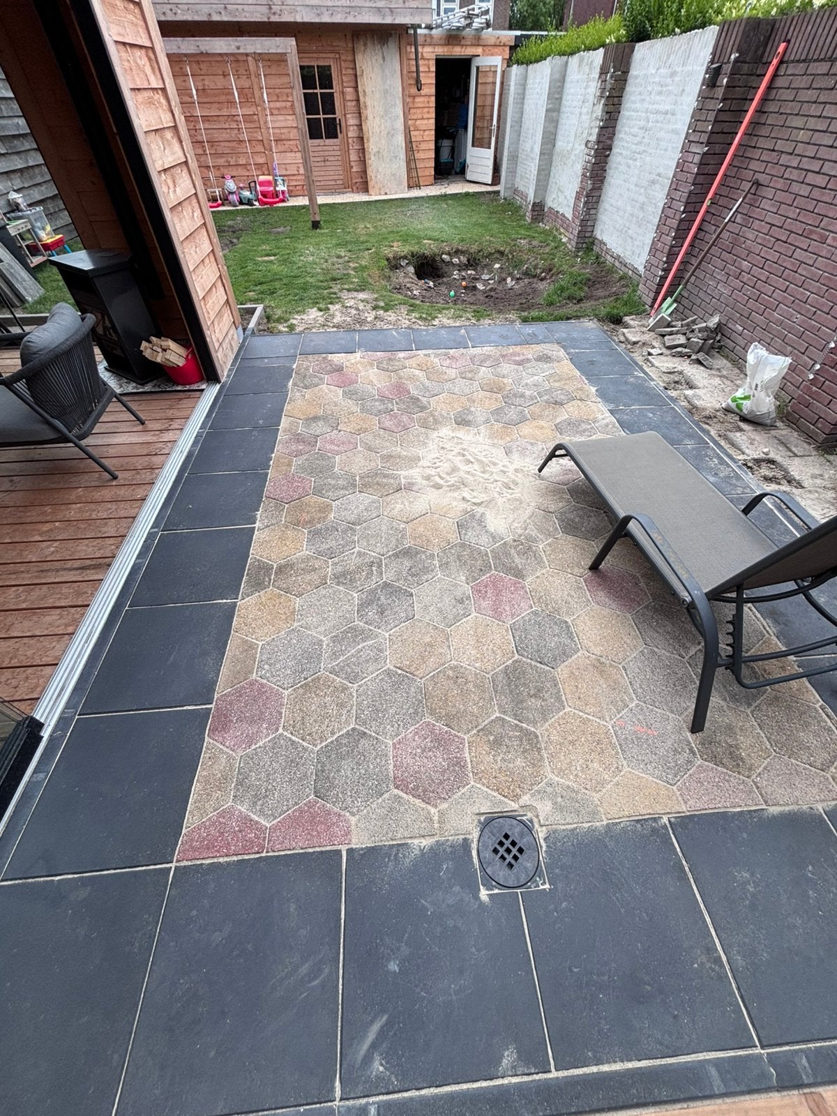 Hexagon tegels 27x27cm (+/- 2 m2), Ophalen, Zo goed als nieuw, Minder dan 5 m², Beton