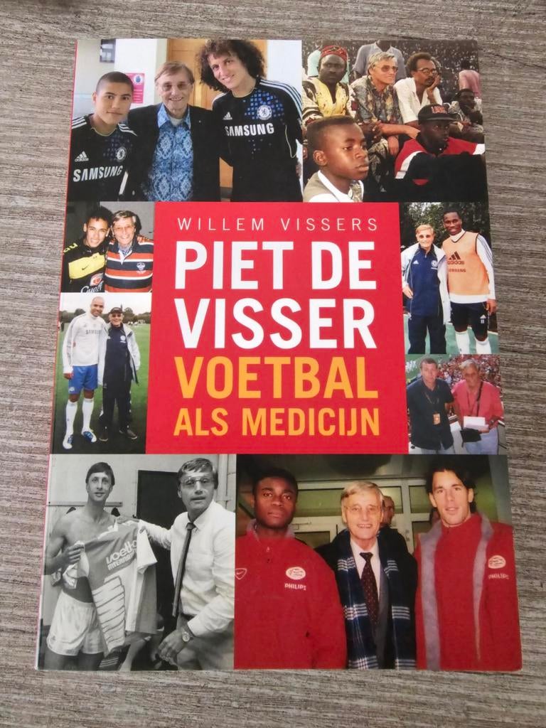 Piet de Visser: Voetbal als Medicijn - Willem Vissers, Ophalen of Verzenden, Gelezen, Willem Vissers