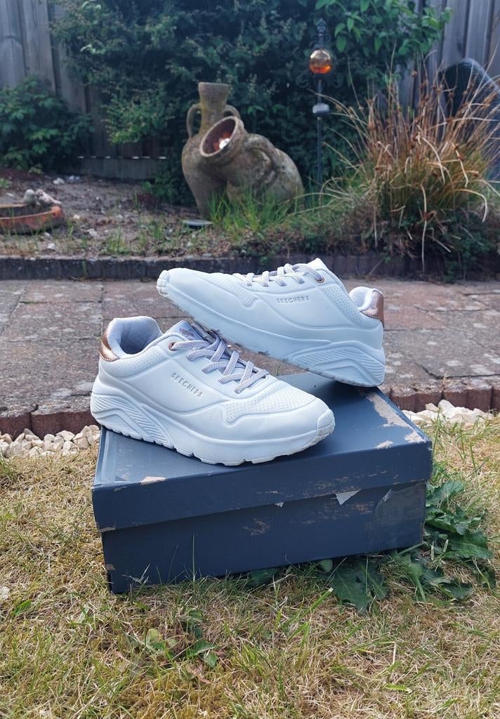 Witte Skechers sneakers maat 35, Skechers, Wit, Ophalen of Verzenden, Sneakers of Gympen